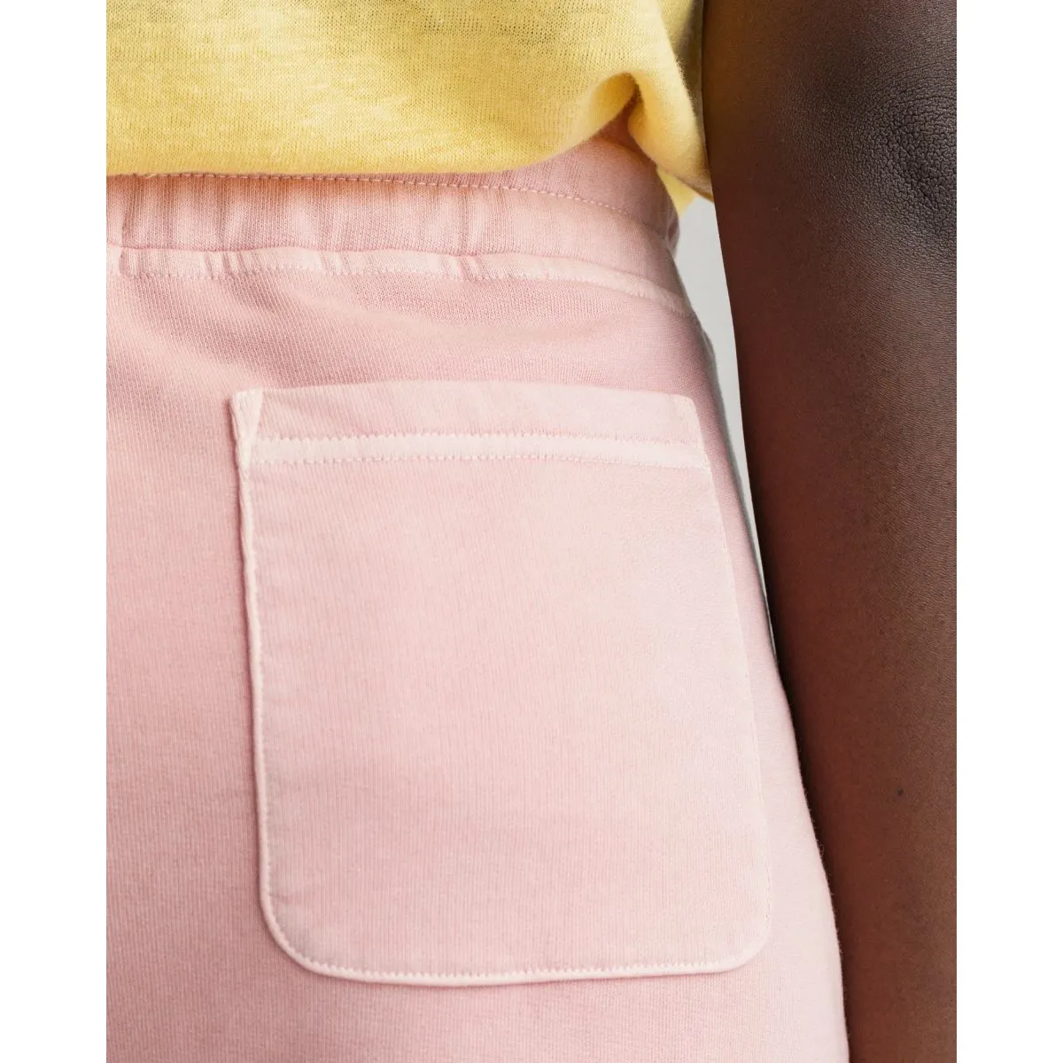 D1. Relaxed Sunfaded Shorts - Preppy Pink