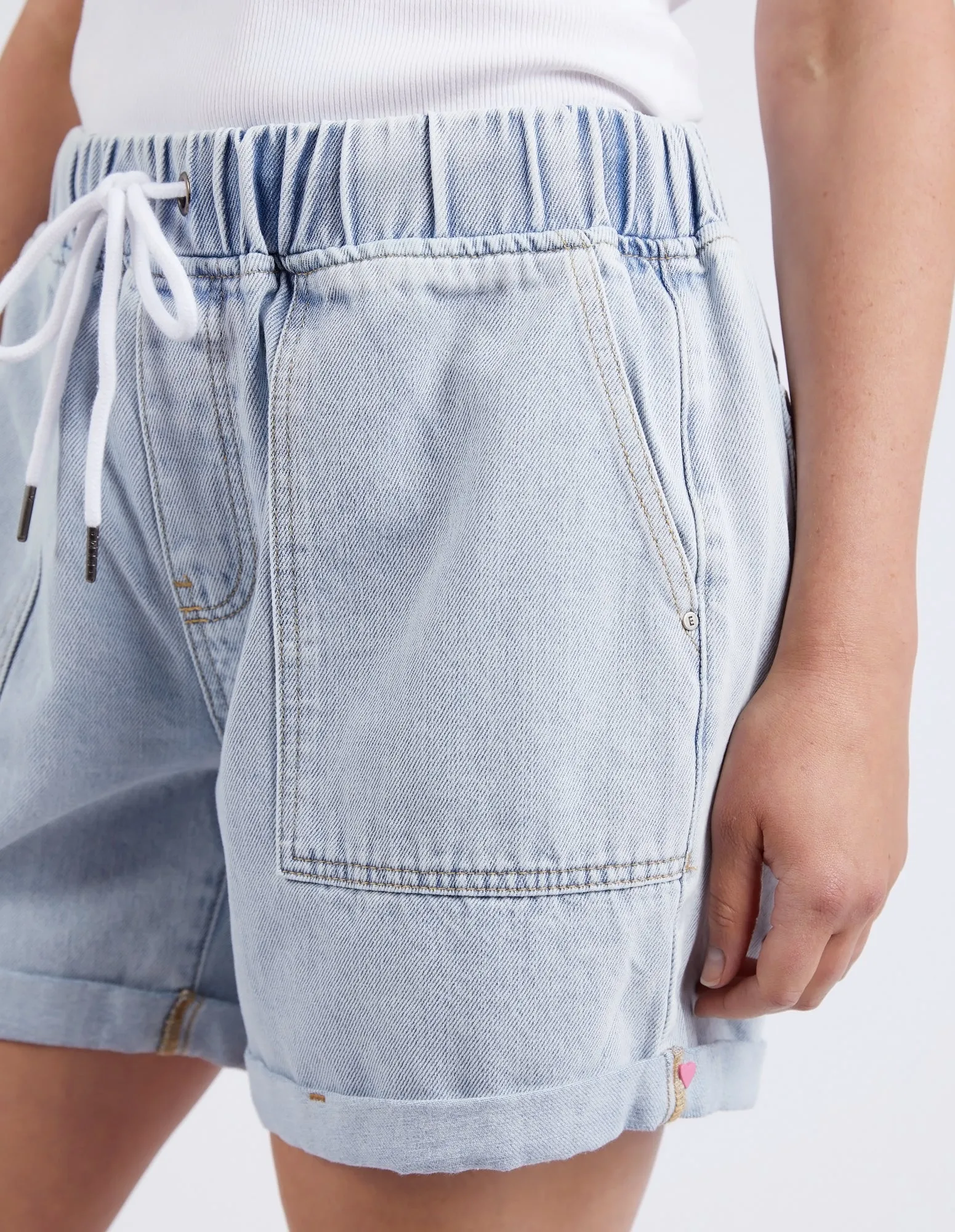 Elm Emma Relaxed Denim Short Light Blue Wash