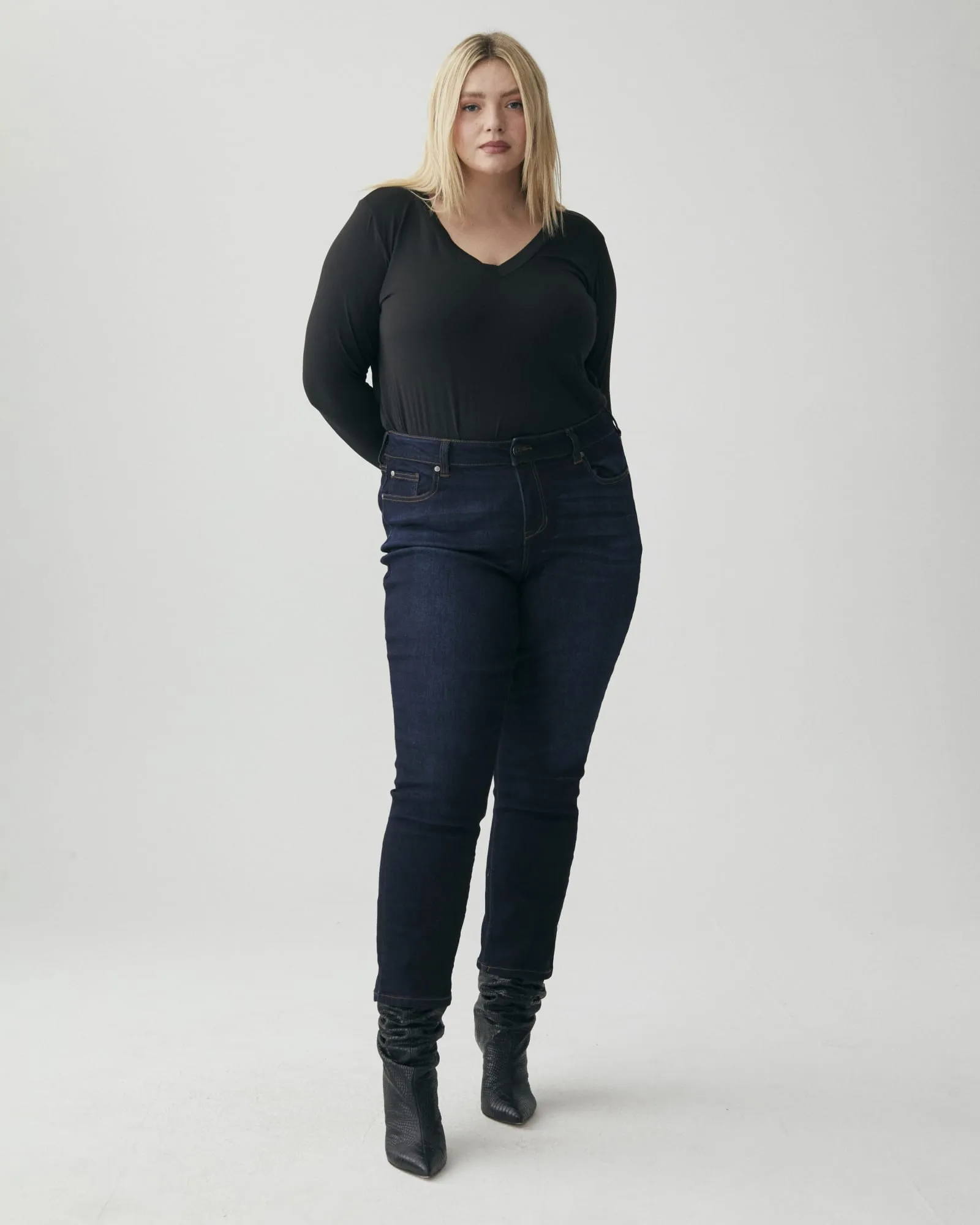 Maci Featherweight Long Sleeve Top | Black