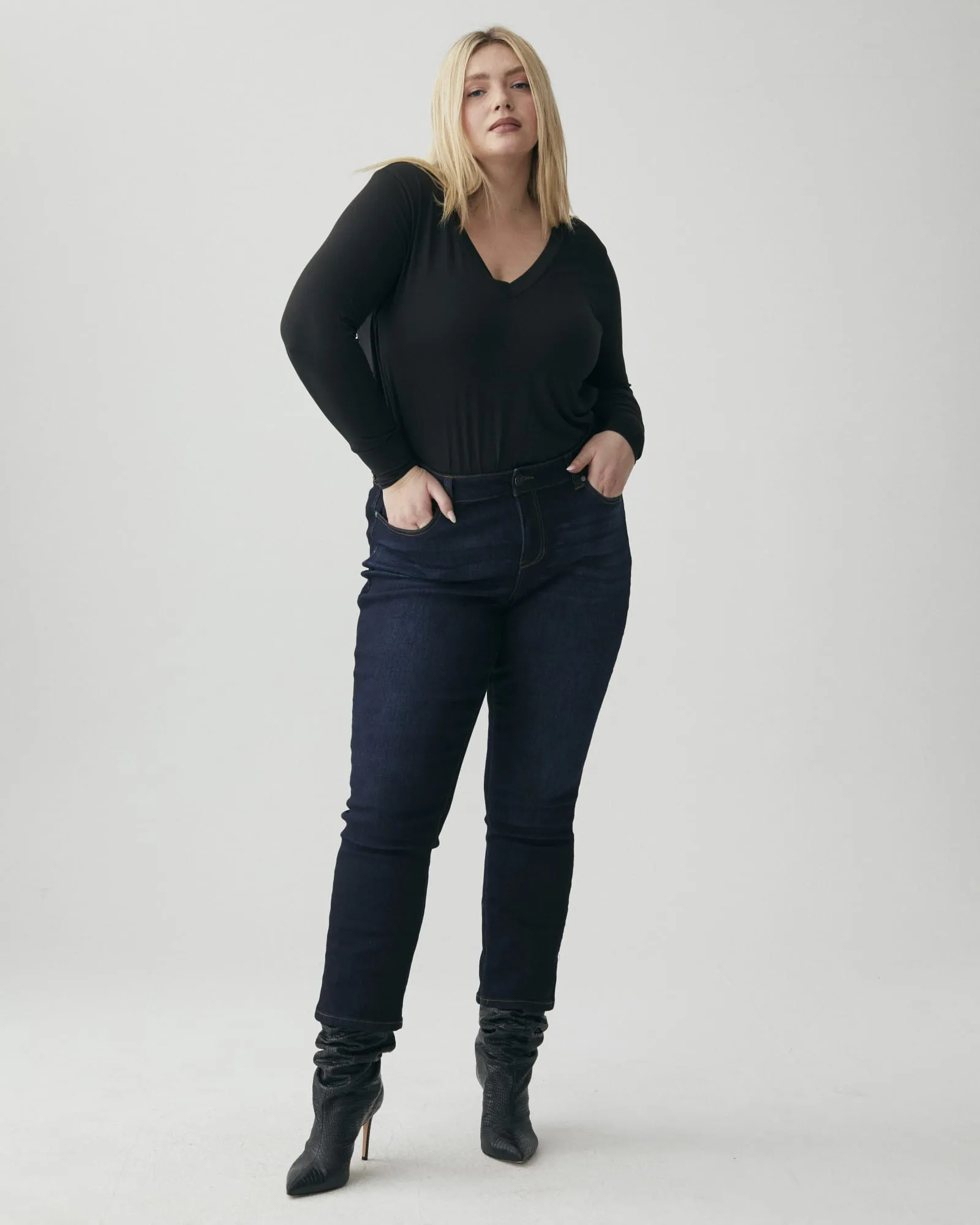 Maci Featherweight Long Sleeve Top | Black