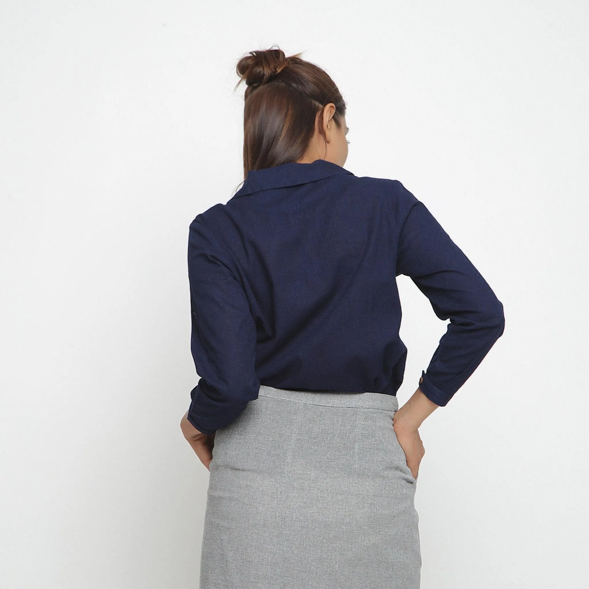 Navy Blue Cotton Flax Peter Pan Collar Shirt