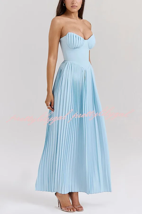 Romantic and Elegant Pleated Strapless Maxi Dress