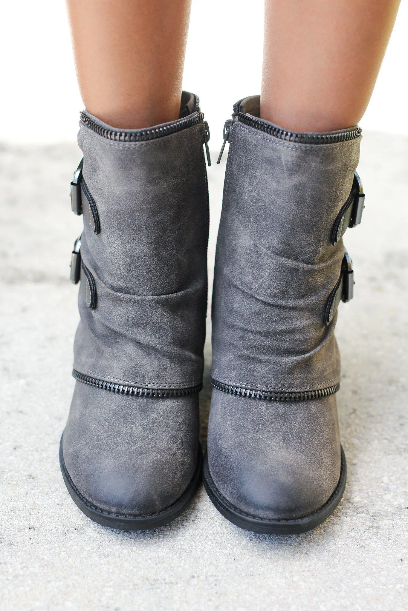 Vaca Gray Booties